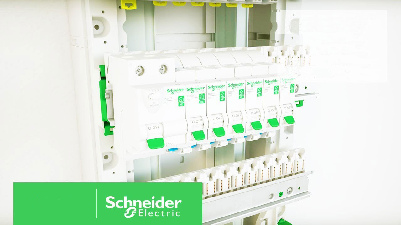 Schneider Electric : une nouvelle génération de tableaux électriques